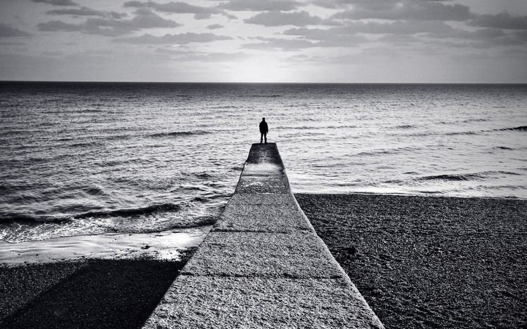 display_the-lonely-man display_the-lonely-man